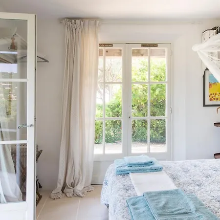 ヴィラ Saint-michel-lobservatoire Sleeps 8 Pool Wifi