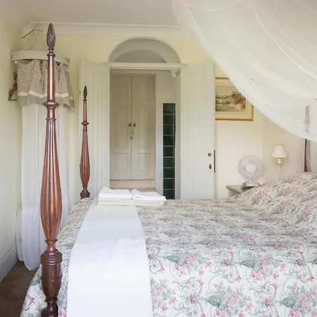 ヴィラ Saint-michel-lobservatoire Sleeps 8 Pool Wifi ラ・クロワ・ヴァルメ